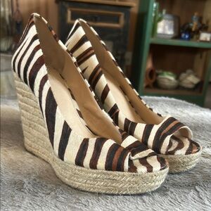 Vince Camuto Brown and White Wedge Espadrilles